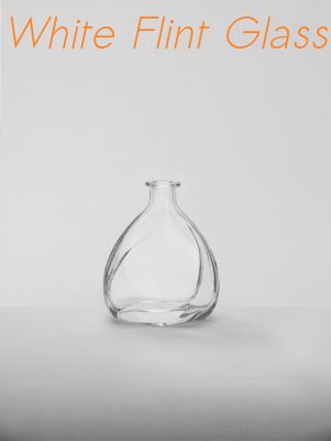 comprar Bourbon XO em volta da garrafa de vidro da forma online manufacture