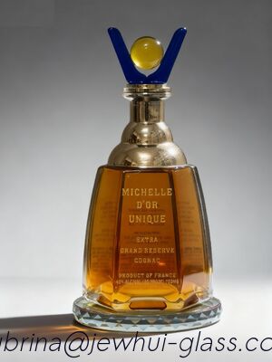 comprar 700ml Glass Bottle -Customization, Super Flint Glass Bottle, French Brandy, XO, Cognac Fabricação em linha