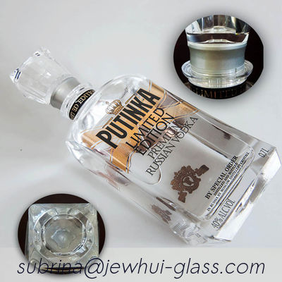 comprar a folha dourada da garrafa de vidro do licor de 900g Putika decorou o tampão de Arcylic online manufacture