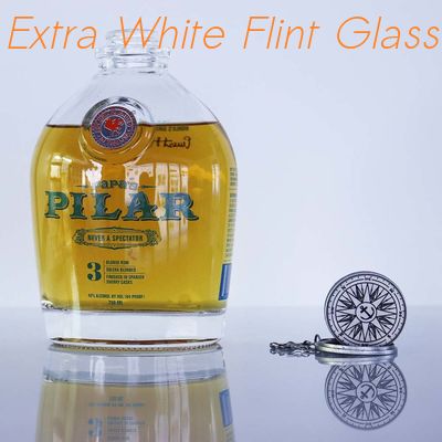 Bom preço 750ml Pilar Glass Fancy Rum Bottle Flint With Sliver Chain super on-line
