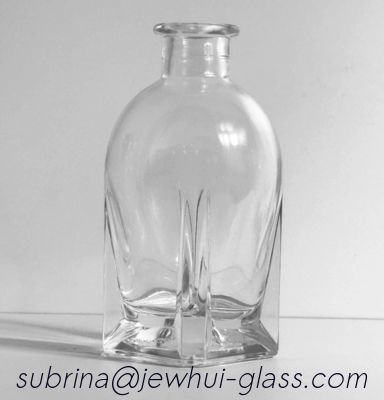 Bom preço 375ML Rumquila, Vodquila,  whiskquila,  Xo, Brandy, Cognac Glass Bottle With hollow Glass Stopper on-line