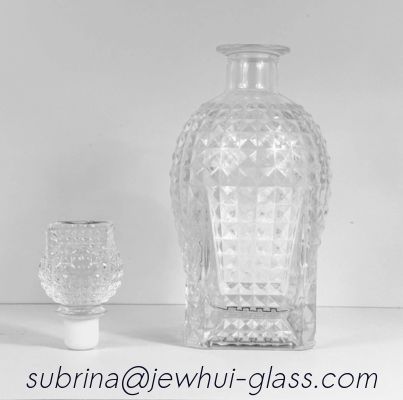 Bom preço Super Flint Diamond Cut Glass Decanter, XO, brandy, Vodka Liquor Gin Rum Tequila Whisky Brandy Spirit Garrafa de vidro com rolhas de vidro sólido on-line