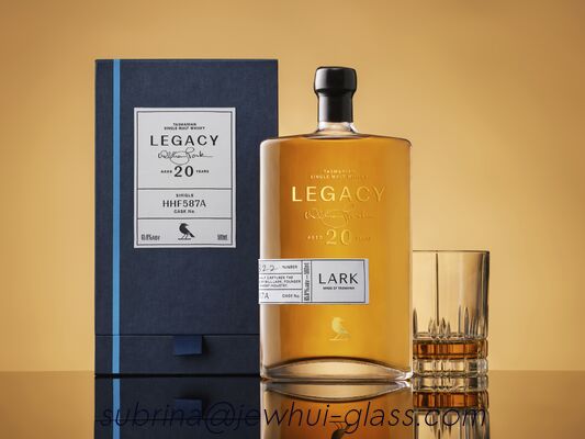 Bom preço Garrafas de vidro de uísque Lark de 500ml on-line