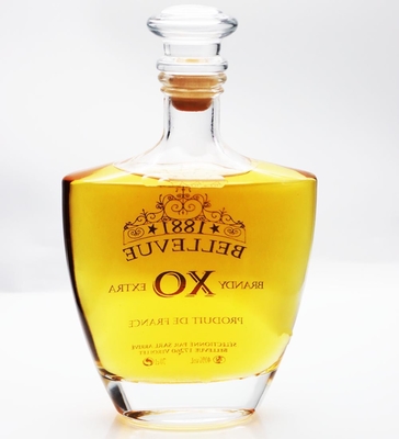 Bom preço O espírito de vidro do sílex 700ml engarrafa a garrafa Kheops 226mm com Carnette Cork Neck on-line